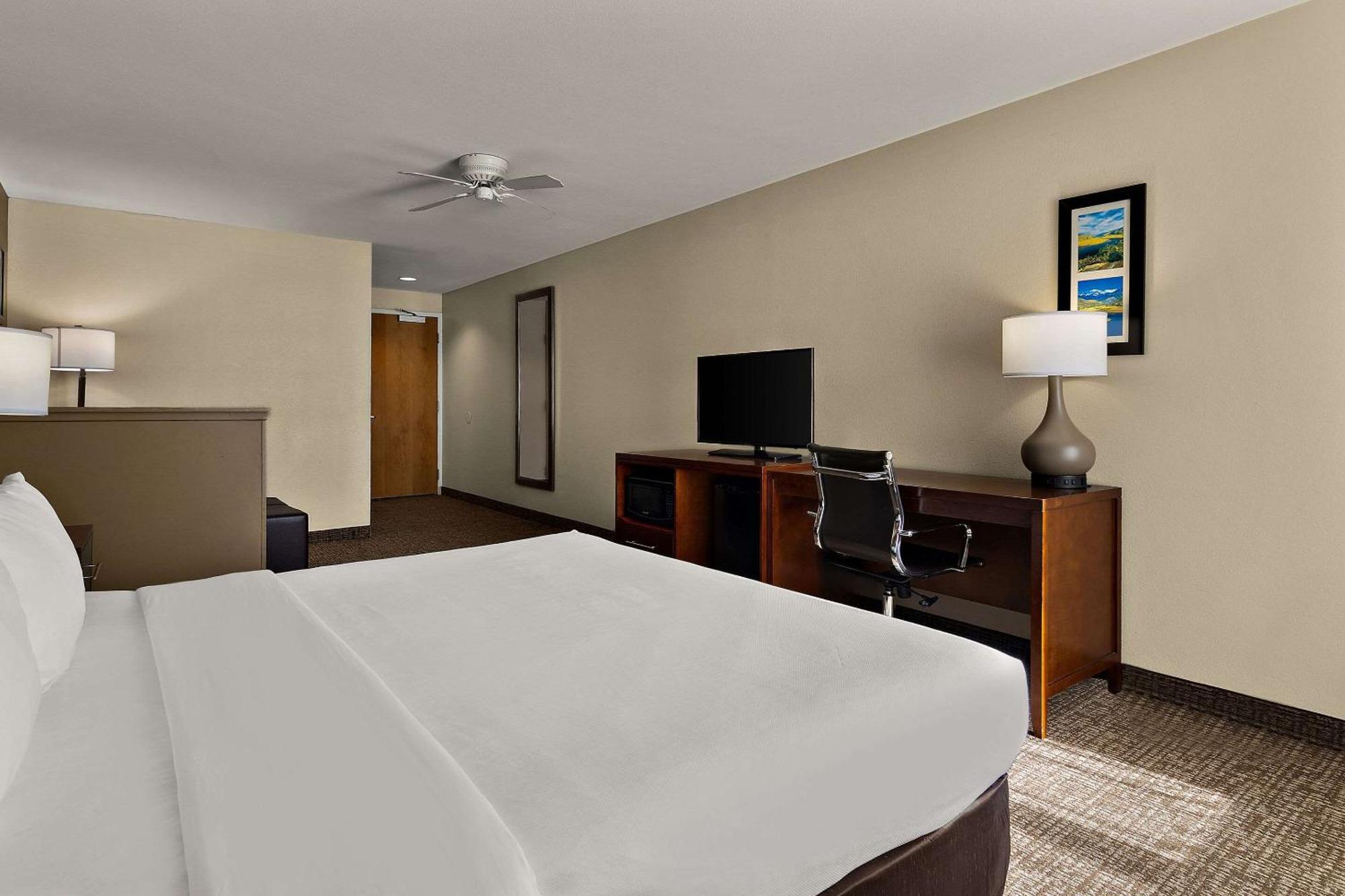 Comfort Inn & Suites Sequoia Kings Canyon Three Rivers Exterior foto